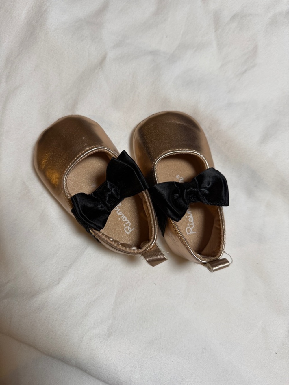 Rising Star Metallic Gold Baby Mary Jane Shoes with Black Bow